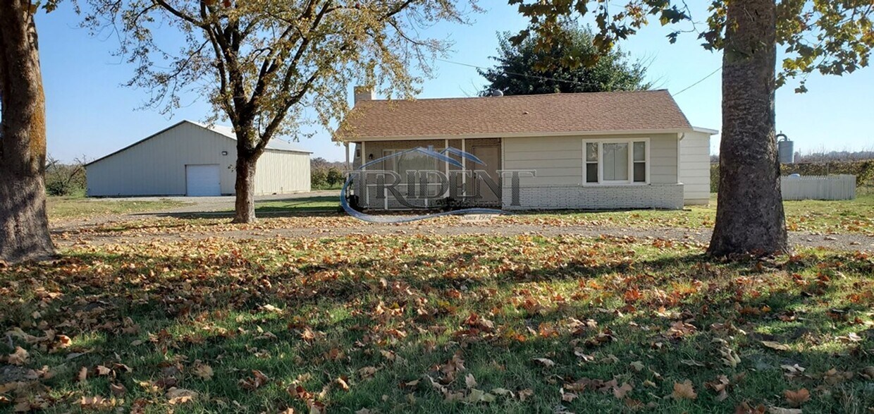 Foto principal - Country Home with Shop