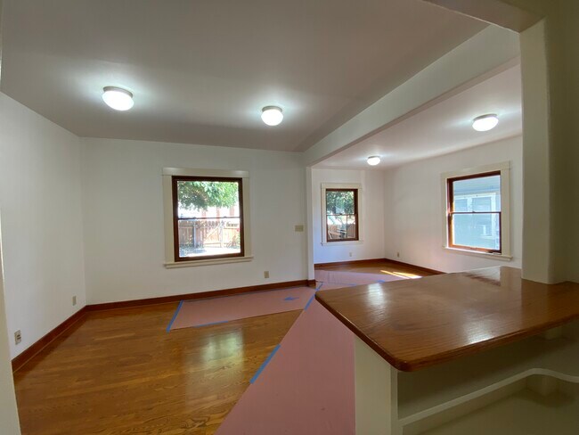 Living Room facing street - 1555 Lemoyne St