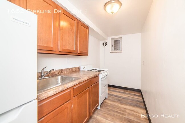 Foto del edificio - 1662 Parkline Dr