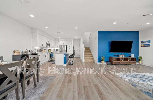 Building Photo - 8714 Aruba Ln
