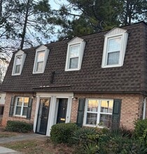 Building Photo - 5823 Hunting Ridge Ln