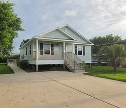 Building Photo - 2331 Rue De Lafitte St