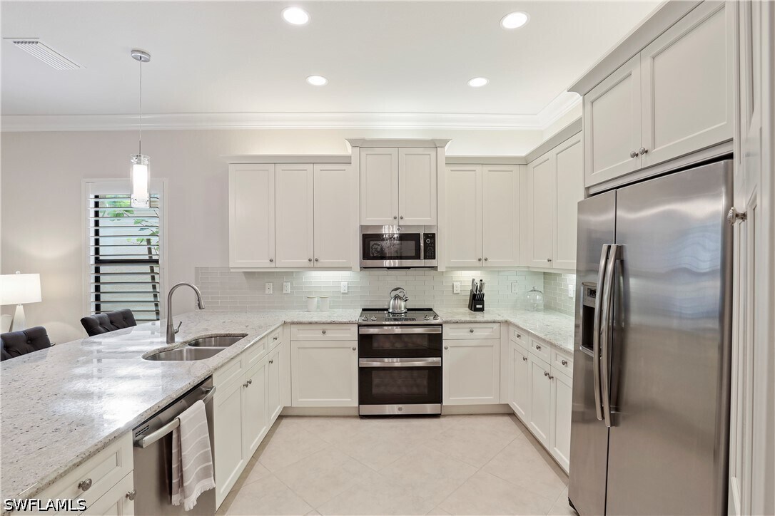 Foto del edificio - 13435 Silktail Dr