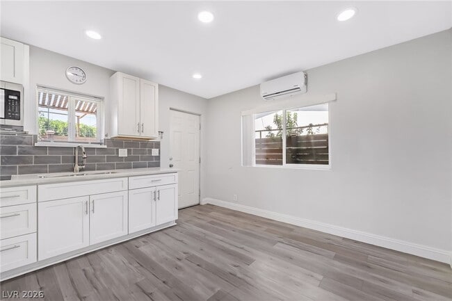 Building Photo - 5149 Poncho Cir