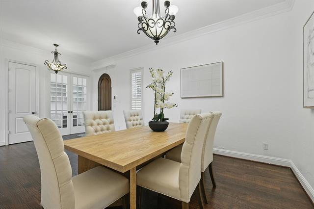Foto del edificio - 3376 Castlewood Blvd