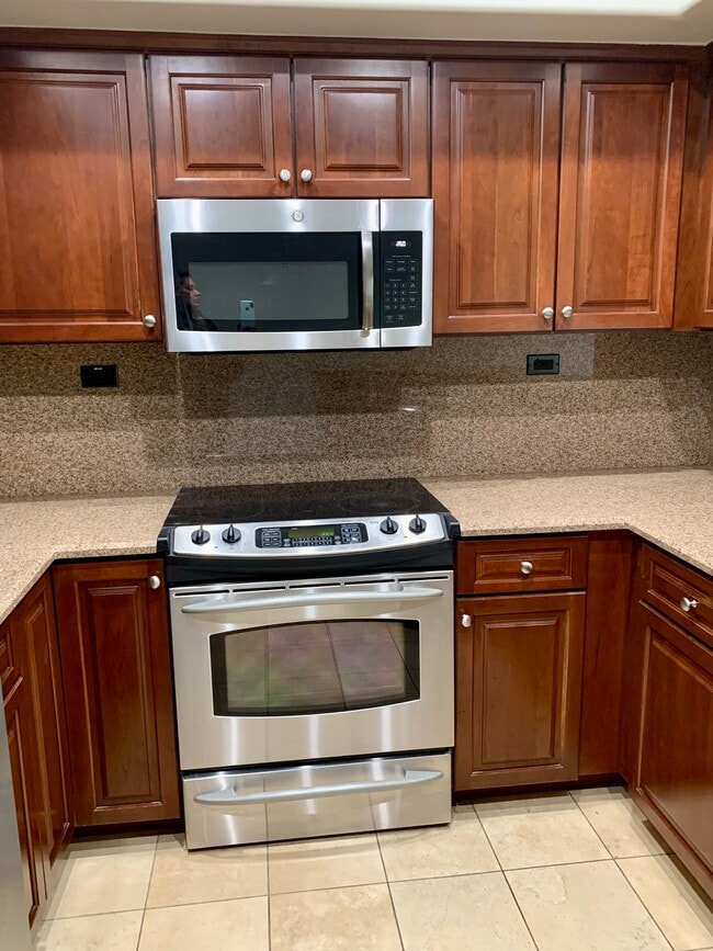 Cocina - 20660 N 40th St