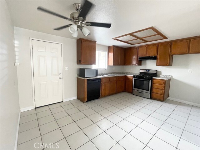 Foto del edificio - 156 E Baseline Rd