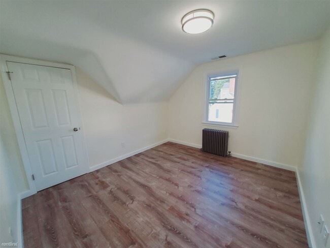 Building Photo - 2 br, 1 bath Condo - 50 Winfield St