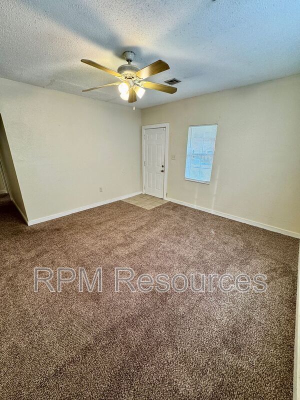 Building Photo - 118 Birch Ave