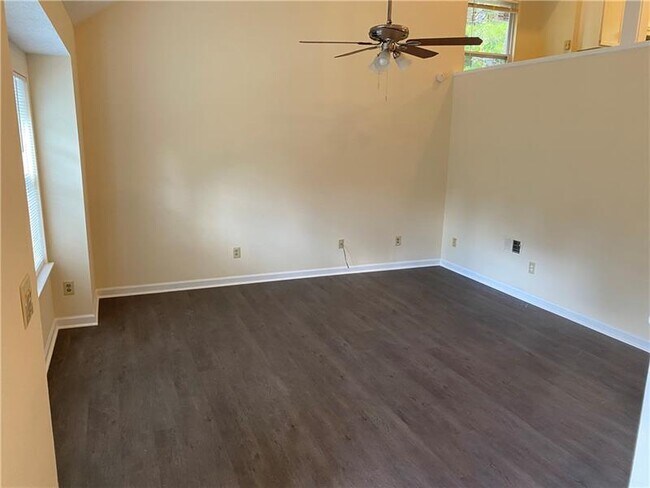 Building Photo - 3800 Spring Garden Ln