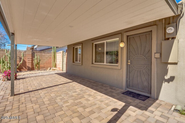 Building Photo - 8613 E Laredo Ln