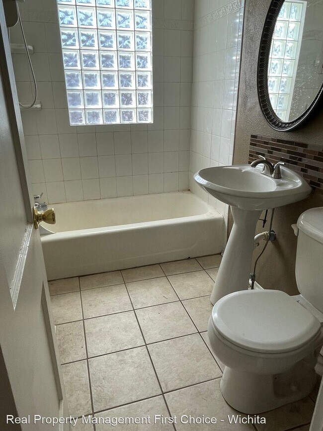 Foto del edificio - 3 br, 1 bath House - 705 S Vassar