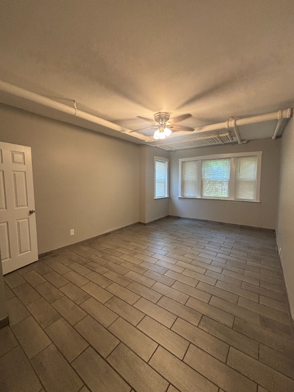 Foto del edificio - 6059 S Troy St