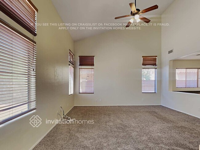 Building Photo - 12619 W Ashby Dr