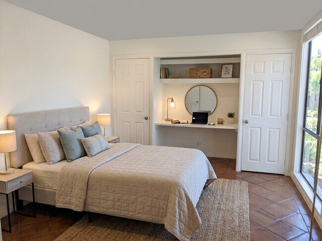 Dormitorio 1 - Decoración digital de muebles - 1134 Alta Loma Rd