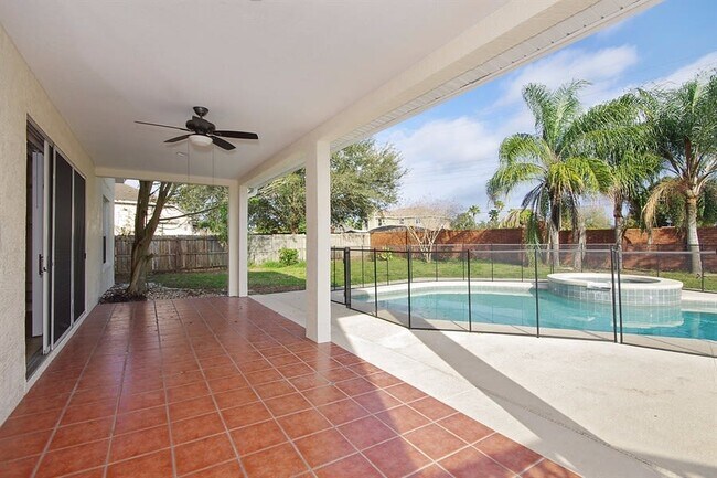 Building Photo - 3781 Half Moon Dr