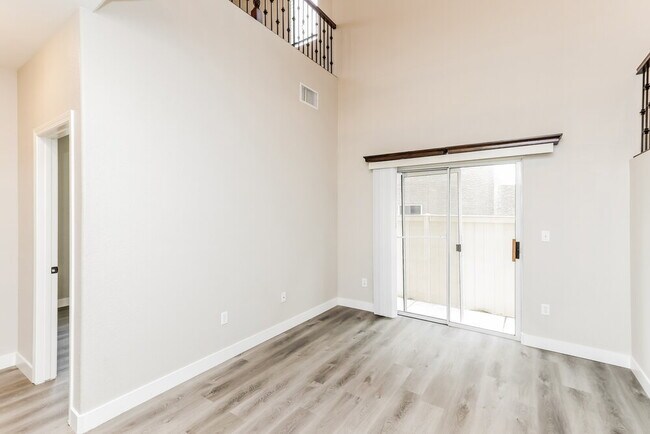 Building Photo - 9394 Black Wolf Ave