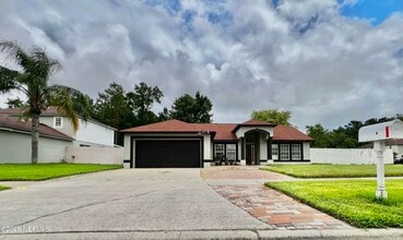 Building Photo - 11395 Aston Hall Dr S