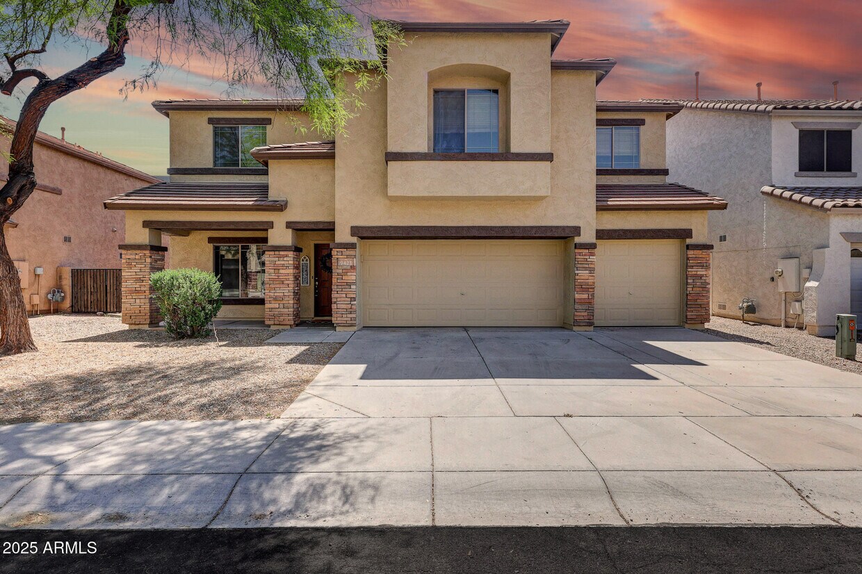Foto principal - 9423 W Monte Vista Rd