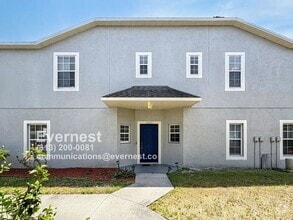 Building Photo - 12623 Kings Crossing Dr