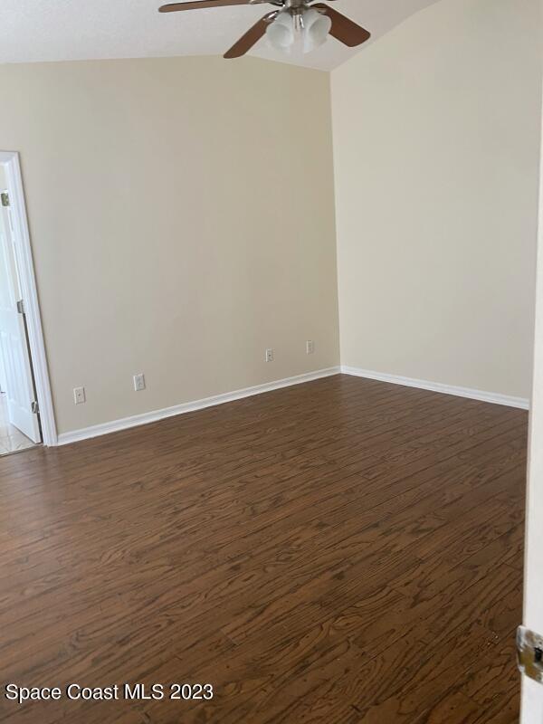 Foto del edificio - 2407 Deercroft Dr