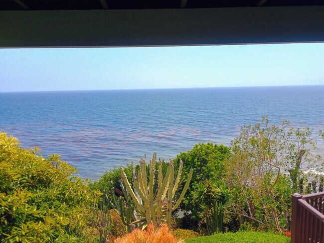 Foto del edificio - 1217 W Paseo del Mar