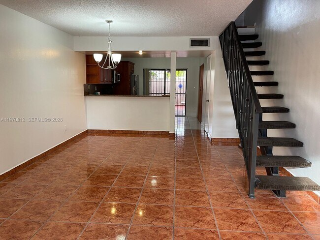 Foto del edificio - 5901 W 18th Ct