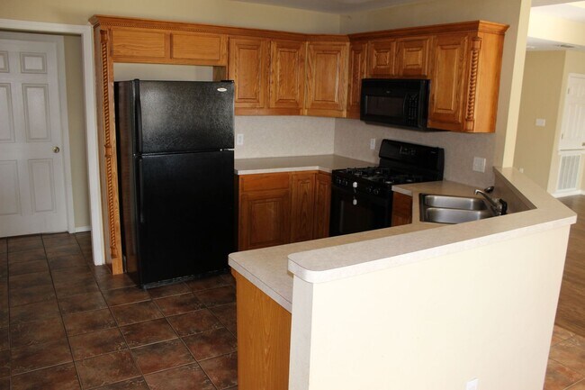 Building Photo - 12319 CR 182