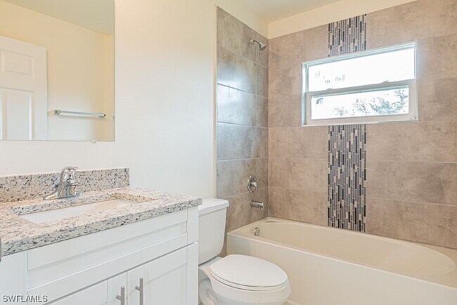 Building Photo - 27420 Treadmill Dr