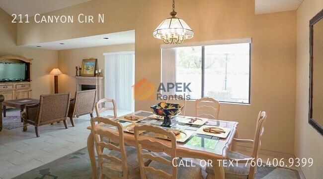 Foto del edificio - 211 Canyon Cir N