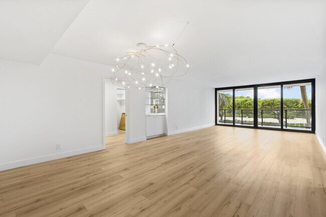 Building Photo - 3440 S Ocean Blvd