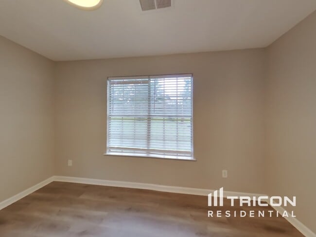 Building Photo - 6438 Rebecca Way Lithonia GA