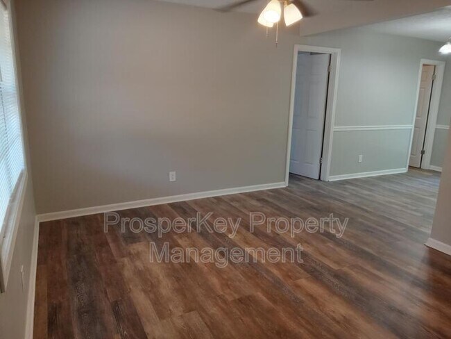 Foto del edificio - 5109 Thomason Ave