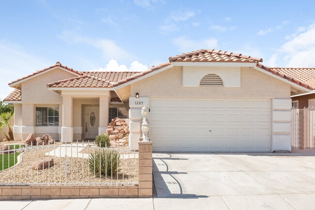 Building Photo - 1205 Spring Breeze Cir