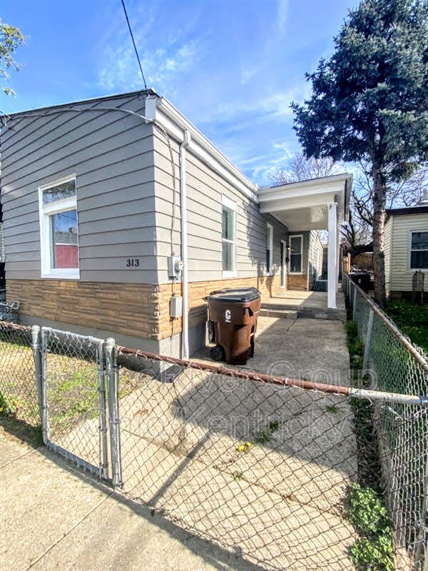 313 Byrd St, Covington, KY 41011 House Rental in Covington, KY