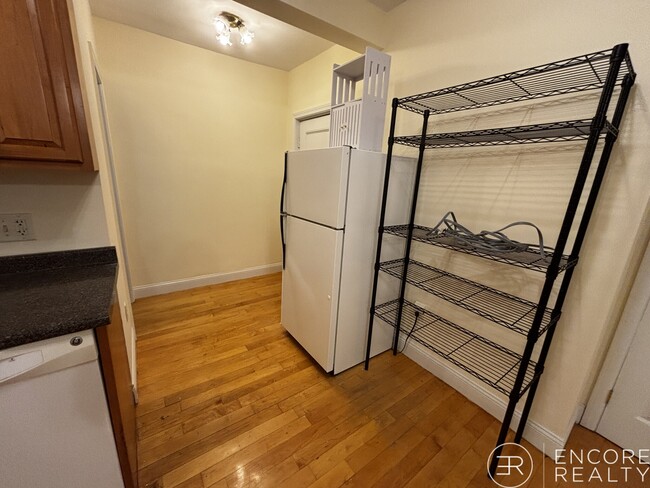 Building Photo - 1555 Beacon St