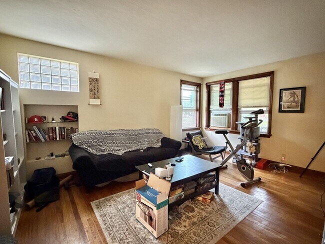 Foto del edificio - 5419-5421 Loughborough Ave