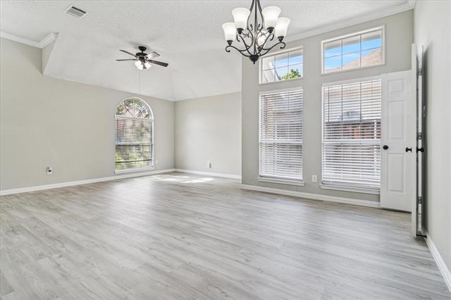 Foto del edificio - 711 Cottonwood Bend Dr