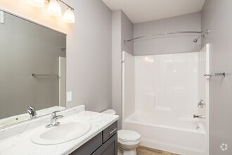 2BR, 2BA - 935SF - Primary Bathroom - Jefferson Heights Apartments, LLC