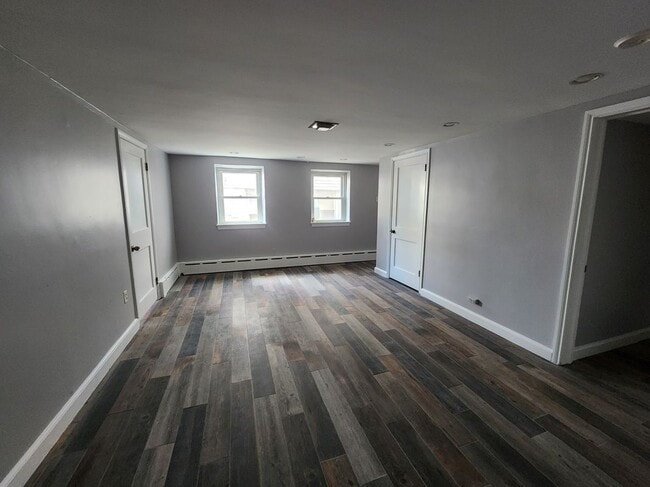 Building Photo - 20 S Marion Ave
