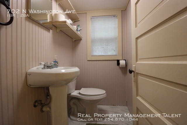 Building Photo - House for Rent in Cameron Texas