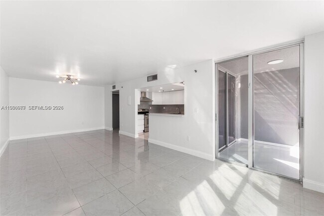 Building Photo - 17890 W Dixie Hwy