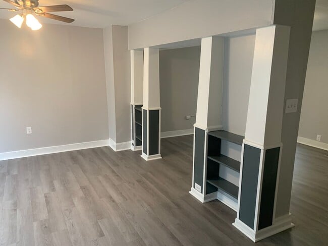 Building Photo - Available Now!  York City SD