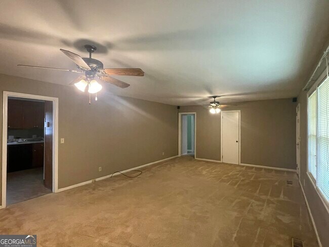 Building Photo - 311 Brookhaven Dr