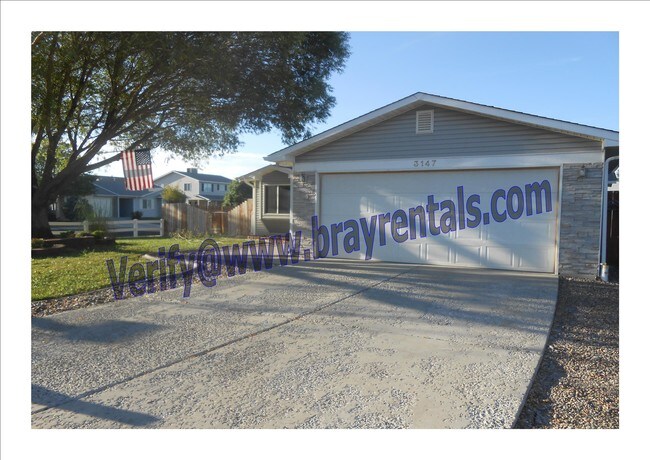 Foto del edificio - 3147 Cross Canyon Ln