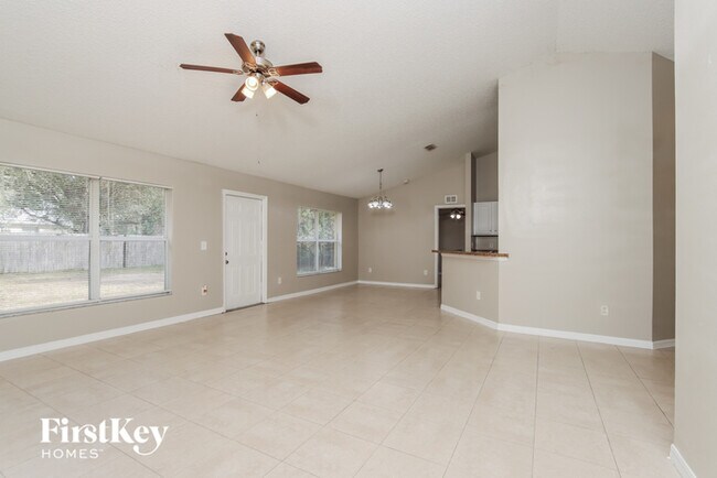 Building Photo - *Please note we DO NOT advertise our homes...