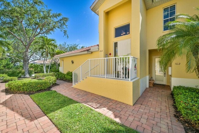 Building Photo - Heart of Estero - 2 + DEN Furnished Condo ...
