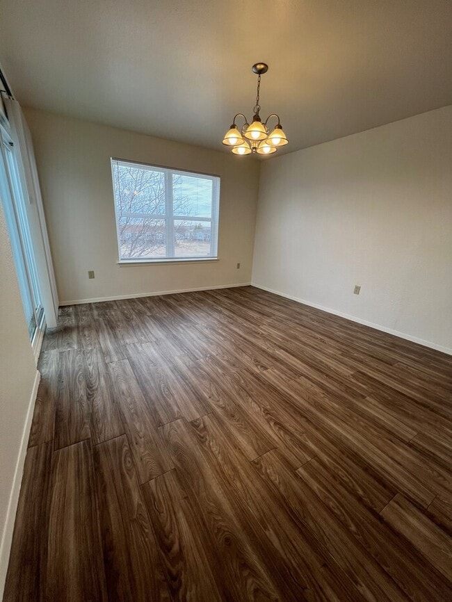 Building Photo - 1148 Dakota Dr