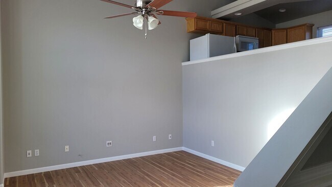 Foto del edificio - 3200 Robinhood Loop