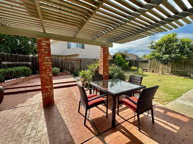 Foto del edificio - Your Dream Rental Home in Rancho Penasquit...